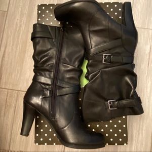 NIB Kelly & Katie Black Christy Slouchy Boots